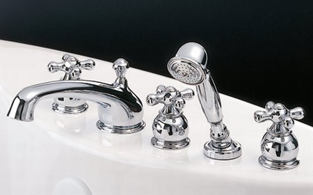 American Standard 7970.732.299 Deck Mount Tub Filler, Polished Chrome/Polished Brass