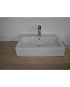 Duravit 0454500060 Vero 20" L X 19" W X 7" H  Ractangular Wall Mount Ceramic Bathroom Sink with Overflow in White