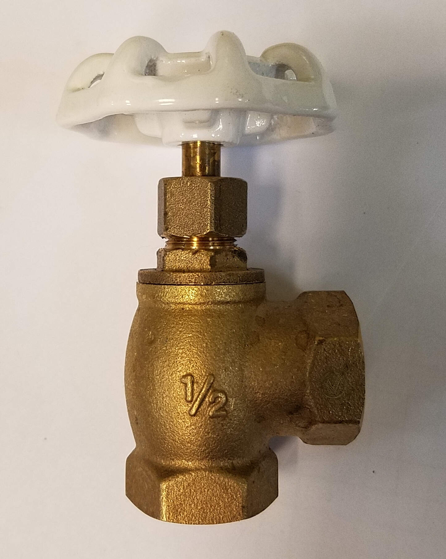 Granite GAN05 Brass Angle Valve, 1/2" NPT Female
