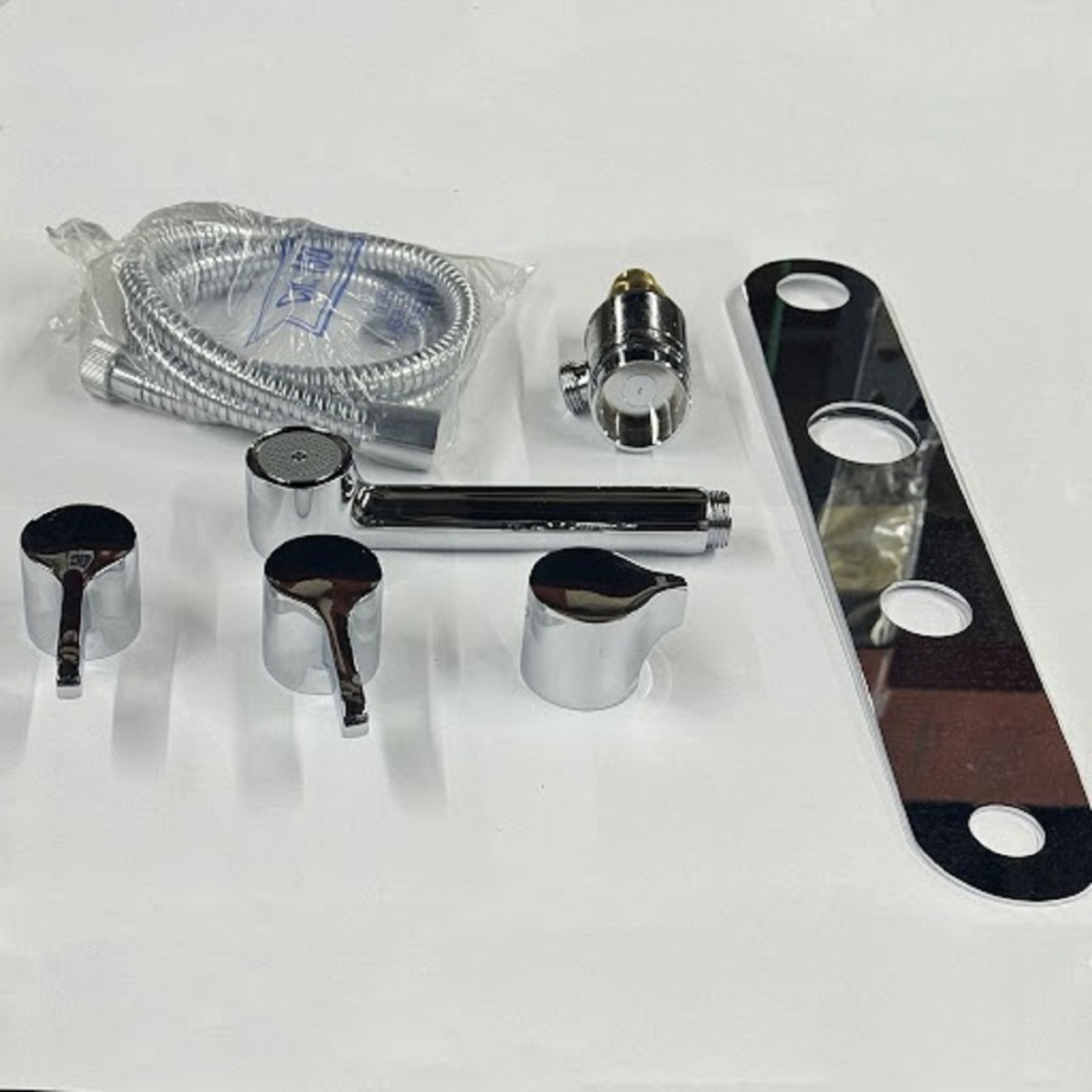 Davinci HDM-60-R-2S-HR-C-PC Tub and Shower Trim Set with 60" Hose and Hand Shower in Polished Chrome