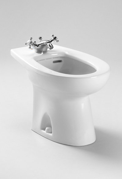 Toto BT500AR#01 Piedmont Single Hole Deck Mounted Faucet Bidet in Cotton White